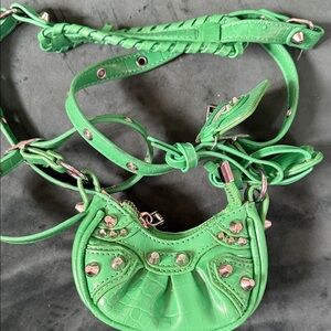 Mini Green Women's Crossbody Bag - Stylish Statement Shoulder Bag